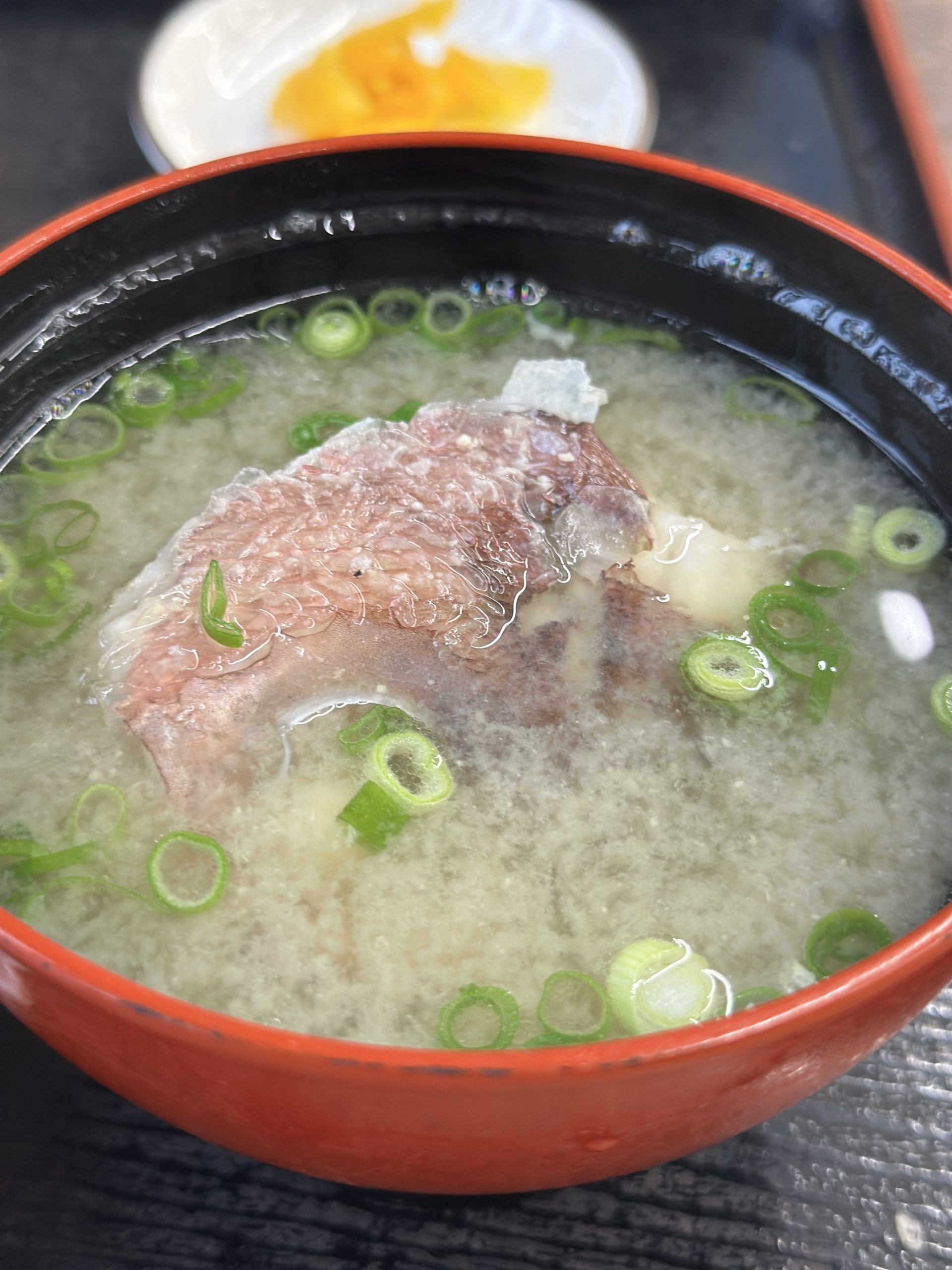 【かんまち食堂で♡海鮮丼デート】